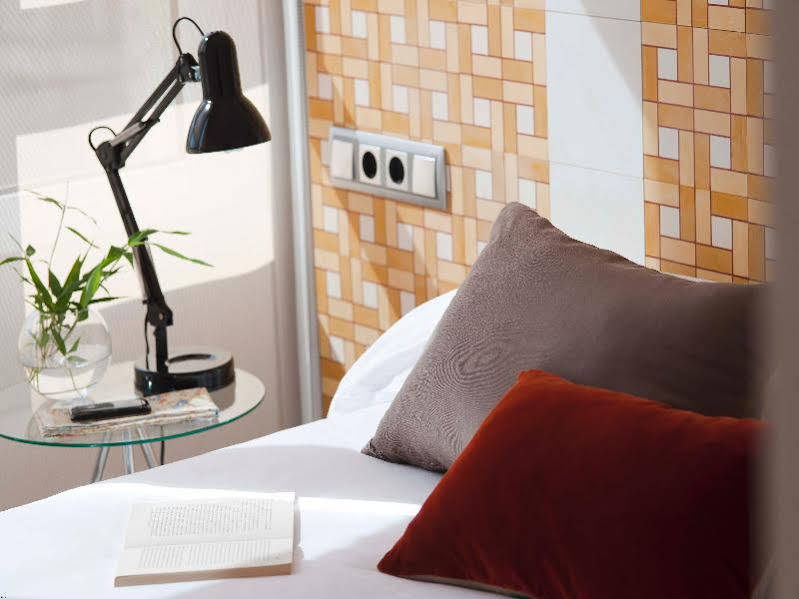 Eric Vokel Suites Barcelona Exteriör bild